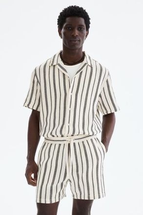 H&M Regular-fit shorts in Black/striped at Nordstrom, Size Xx-Large