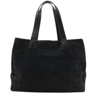 Chanel Pre-owned Tote Bags, female, Black, Size: ONE SIZE Pre-owned New Travel Line Nylon Canvas Tote Bag