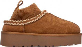 Xti Womens Comfort Suede Slippers In Camel