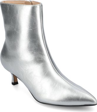 Journee Collection Journee Womens Arely Medium and Wide Width Booties