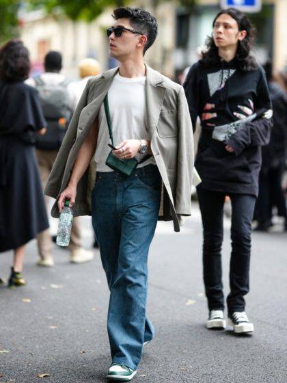 Verander een basic wit T-shirt van cool naar mega stijlvol met deze tips