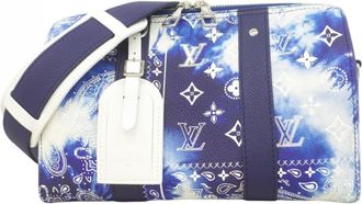 Louis Vuitton Blue Shoulder Bag (Pre-Owned)