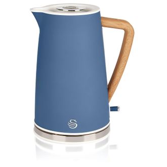 SWAN Sk14610bluneu Nordic Hervidor Agua El&eacute;ctrico Ultra R&aacute;pido, 1,7 L, Sin Bpa, Acero Inoxidable, Resistencia Oculta, Inal&aacute;mbrico 2200w Azul