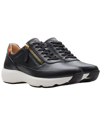 Clarks Tivoli Zip Leather Sneaker