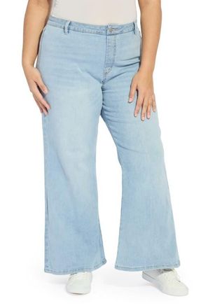 Lyss&eacute; Iris Flat Front Wide Leg Jeans in Bleached Blue at Nordstrom, Size 2 X