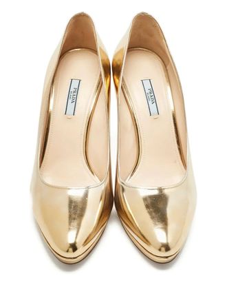 Prada pointed-toe leather pumps - Gold