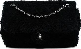 Chanel 2019 Jumbo Single Flap gewatteerde lammy schoudertas - Zwart