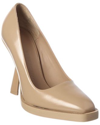 Ferragamo Leather Pump