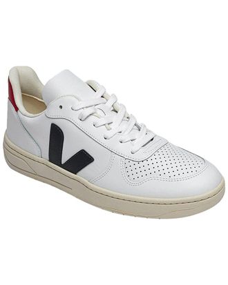 Veja Veja Classics Leather Sneaker