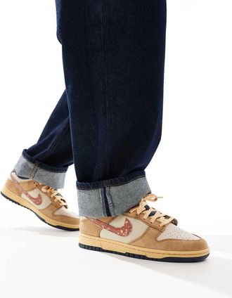 Nike Dunk Low Retro sneakers in beige and orange-Neutral