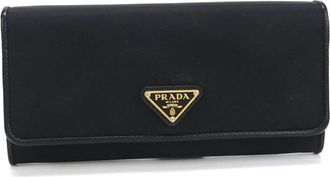 Prada Black Leather Long Wallet (Bi-Fold) (Pre-Owned)