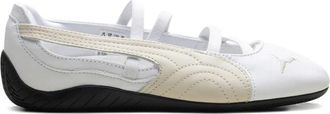 Puma Witte Slip-On Sneakers met Uitgesneden Details - Dames - Ballerinas - Wit - 39 EU - Leer - Schoenen