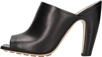 Bottega Veneta Sandalen Zwart - Dames - Muiltjes - Zwart - 39 EU - Leer - Schoenen