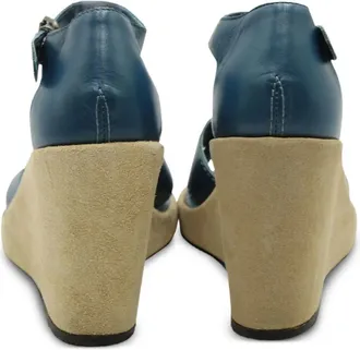 A.P.C. Sandali con zeppa e cinturini a incrocio - Blu