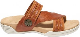 H&auml;lsa Footwear Womens Desiree Flat Sandals In Cognac