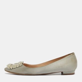 Manolo Blahnik Hangisi