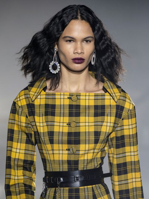 Runway Look von der Adeam Fall/Winter Fashion Show in New York.