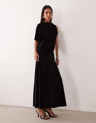 Asos vestito lungo a colonna in velluto con dettaglio volant nero