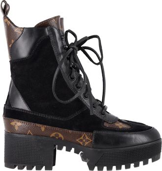 Louis Vuitton Louis Vuitton Suede Monogram Laureate Desert Boots in zwart gecoat canvas