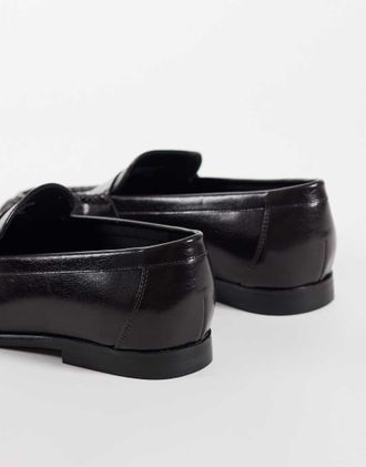 Asos mocassino slim penny con arricciature in vernice bordeaux-Rosso