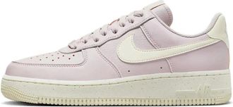 Nike Fitness, Dames, Roze, 41 EU, Leer, Air Force 1 07 SE Next Nature