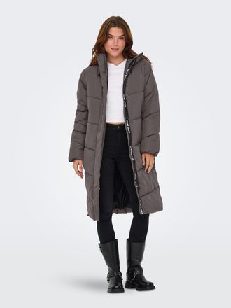 Only Steppmantel ONLY ONLMAGGI LIFE LONG PUFFER CC OTW, Damen, Gr. L, plum kitten, Web, Obermaterial: 100% Polyester, unifarben, regular fit, M&auml;ntel Steppm