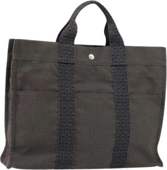 Herm&egrave;s Pre-owned Tote Bags, female, Gray, Size: ONE SIZE Pre-owned Fourre-tout Herline