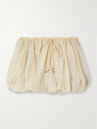 Chlo&eacute; Shorts In Crepon Di Seta E Pizzo Di Misto Cotone Con Arricciature - Bianco sporco