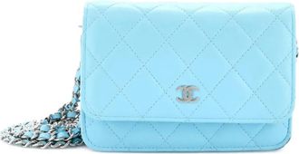 Chanel Borsa a tracolla in pelle di agnello trapuntata mini con catena - Blu