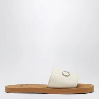 Chlo&eacute; White slides with logo