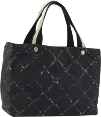 Chanel Pre-owned Handbags, female, Black, Size: ONE SIZE Pre-owned Vintage Nylon Hand Bag