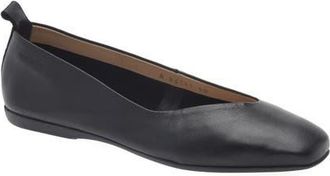 Wonders Square Toe Ballet Flat in Sauvage Black at Nordstrom, Size 9.5-10Us