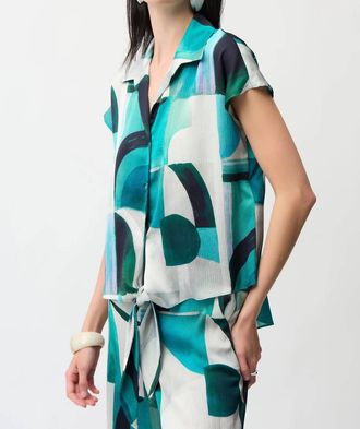 Joseph Ribkoff Textured Satin Geometric Print Boxy Top In Green/multi