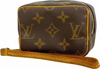 Louis Vuitton Brown Pouch (Pre-Owned)