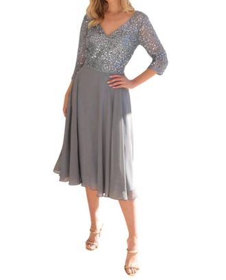 Nox Anabel Sequin Bodice Short 3/4 Sleeve Dress In Smokey Blue