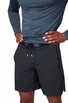 On Hybrid Shorts 2.0 In Black