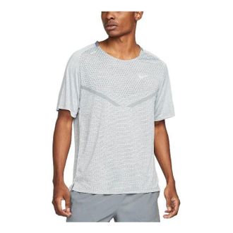Nike Tech Knit Ultra Short-Sleeve Silver DM4753-084