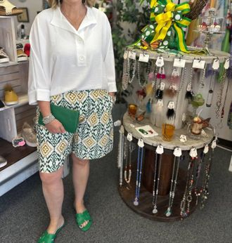 Anonyme Designers Tribe Bermuda Short In Green