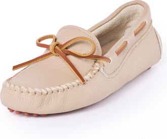 Minnetonka Womens Classic Driving Moccasin, Taupe, 8 UK