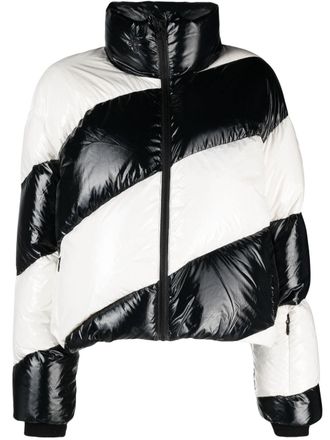 Perfect Moment: Black Jackets now up to −65% | Stylight
