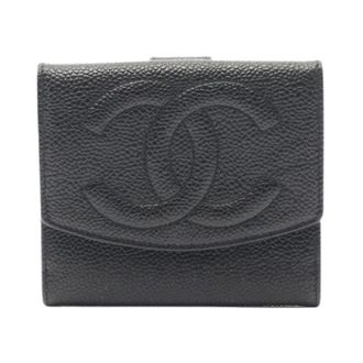 Chanel Pre-owned Wallets, female, Black, Size: ONE SIZE Pre-owned Coco Mark Grained Calfskin Compact Wallet