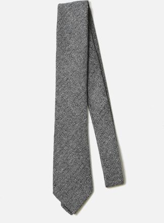 Curated Basics Mens Herringbone Tie In Black