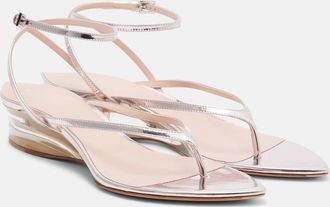 Alaia Ala&iuml;a Sandalias con cu&ntilde;a Invisible de piel