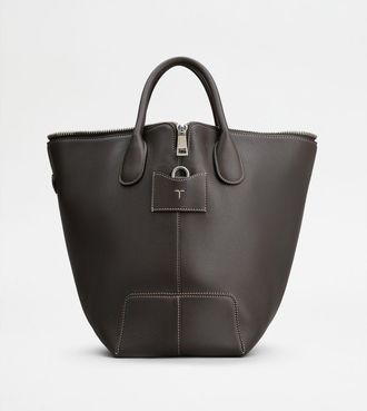 Tod's Tods Di Bag Swing in Leather Medium