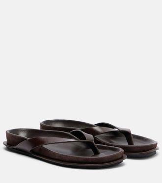 Jacquemus Tatanes leather thong sandals