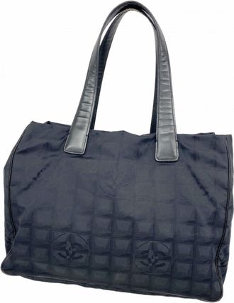 Chanel Black Nylon Tote Bag (Pre-Owned)