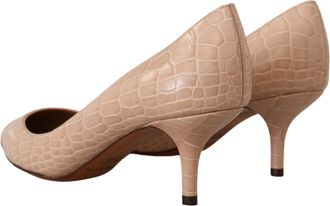 Dolce & Gabbana Womens Crocodile-Embossed Leather Pump Beige