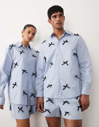 Sister Jane Sister Jane - Camicia unisex in puro cotone blu con motivo gessato e fiocchi in coordinato