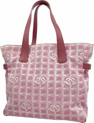 Chanel Pink Nylon Tote Bag (Pre-Owned)