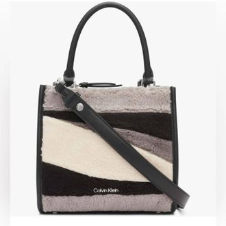 Calvin Klein Womens Shoulder Bag In Black And Cream